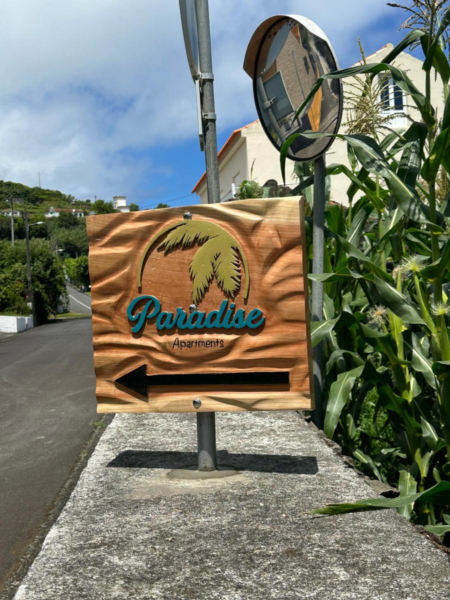 Paradise Apartments I 산타 크루즈 다스 플로레스 외부 사진